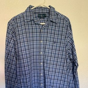It’s classic fit xl Ralph Lauren blue color shirt.